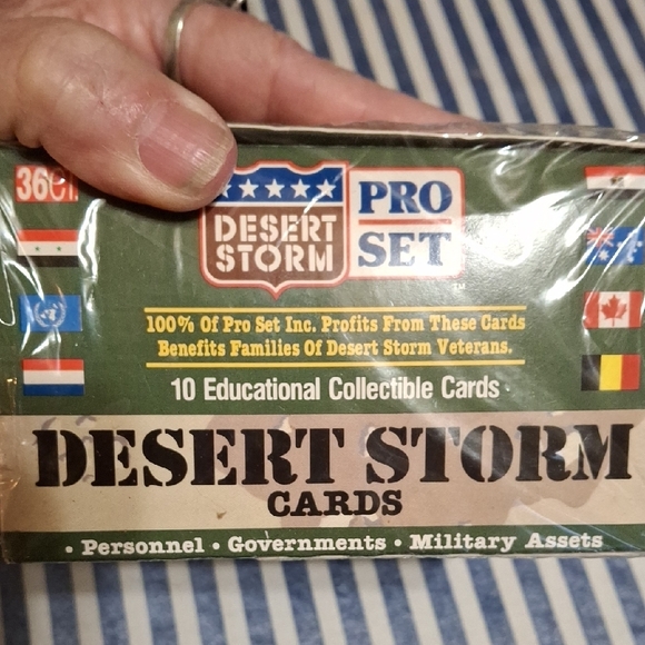 Desert Storm Collectible Pro Cards - Picture 2 of 3